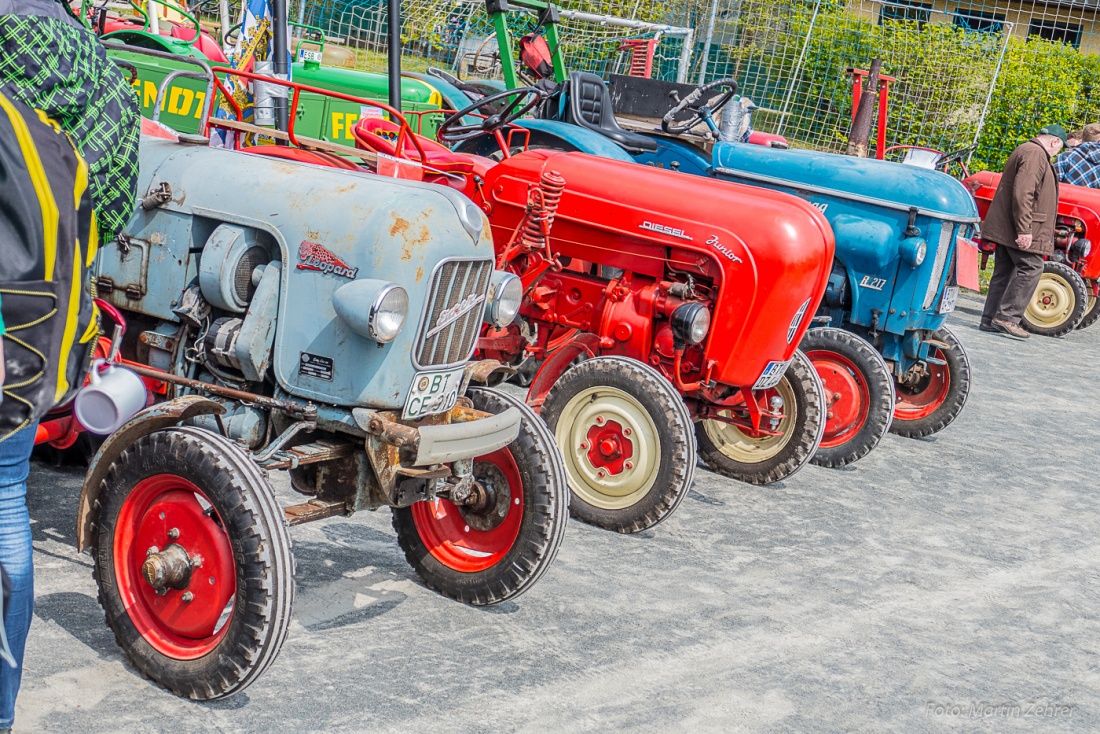 Foto: Martin Zehrer - Trio aus der Vergangenheit... Ein Eicher Leopart, ein Porsche Junior und ein Hanomag R.217<br />
<br />
Gesehen wurden die Oldtimer auf dem Bulldogtreffen von Kirchenpingarten 