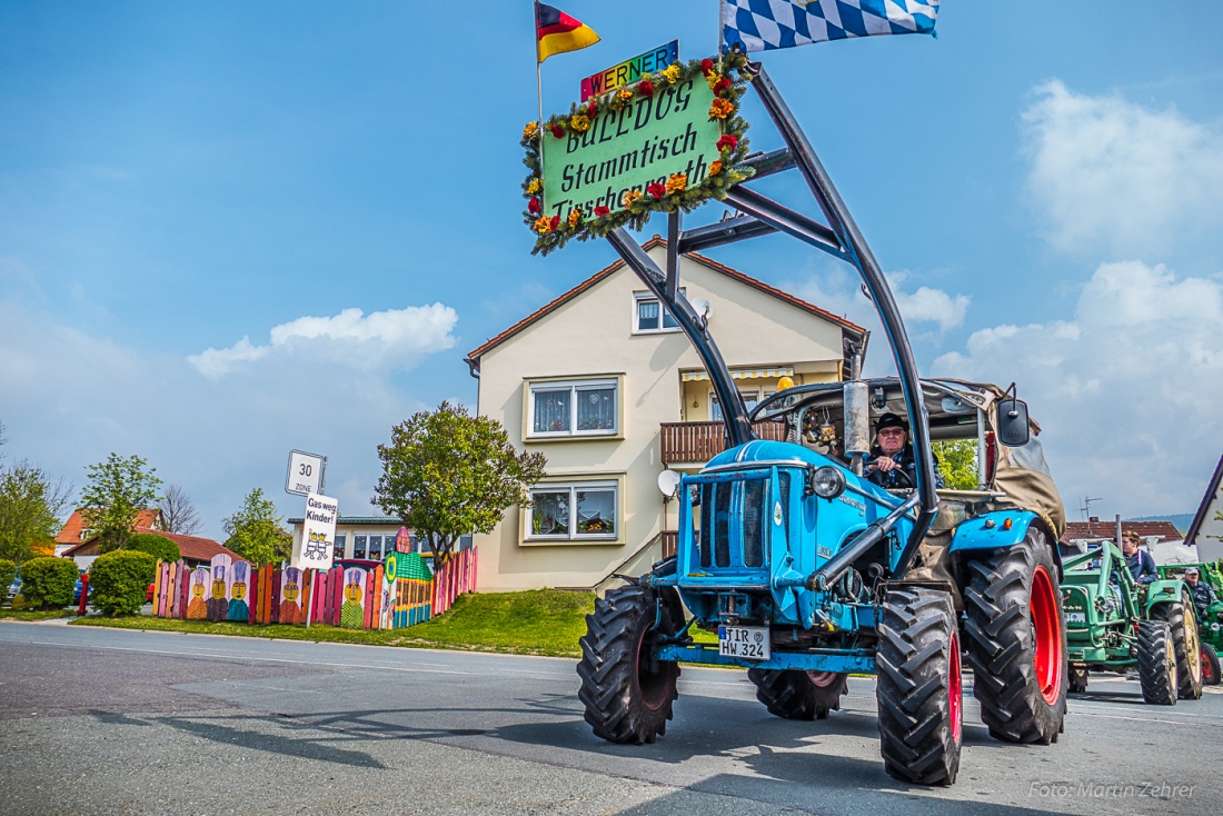 Foto: Martin Zehrer - Werner, vom Bulldog-Stammtisch Tirschenreuth... Angekommen in Kirchenpingarten zum Traktor-Treffen. 