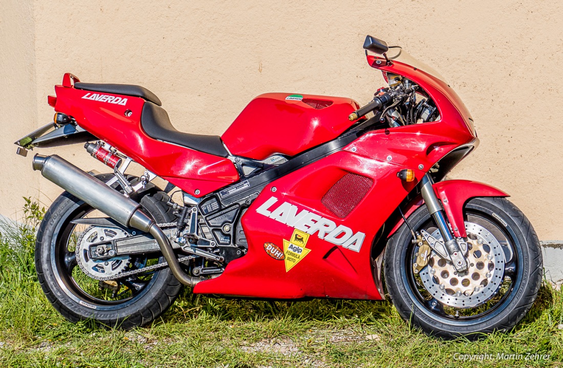 Foto: Martin Zehrer - Laverda-Treffen in der Lumperer-Hall in Trabitz. Ca. 60 Motorräder der italienischen Marke Laverda trafen sich am Wochenende vom 6. bis zum 8. Mai zum gemütlichen Beisamm 