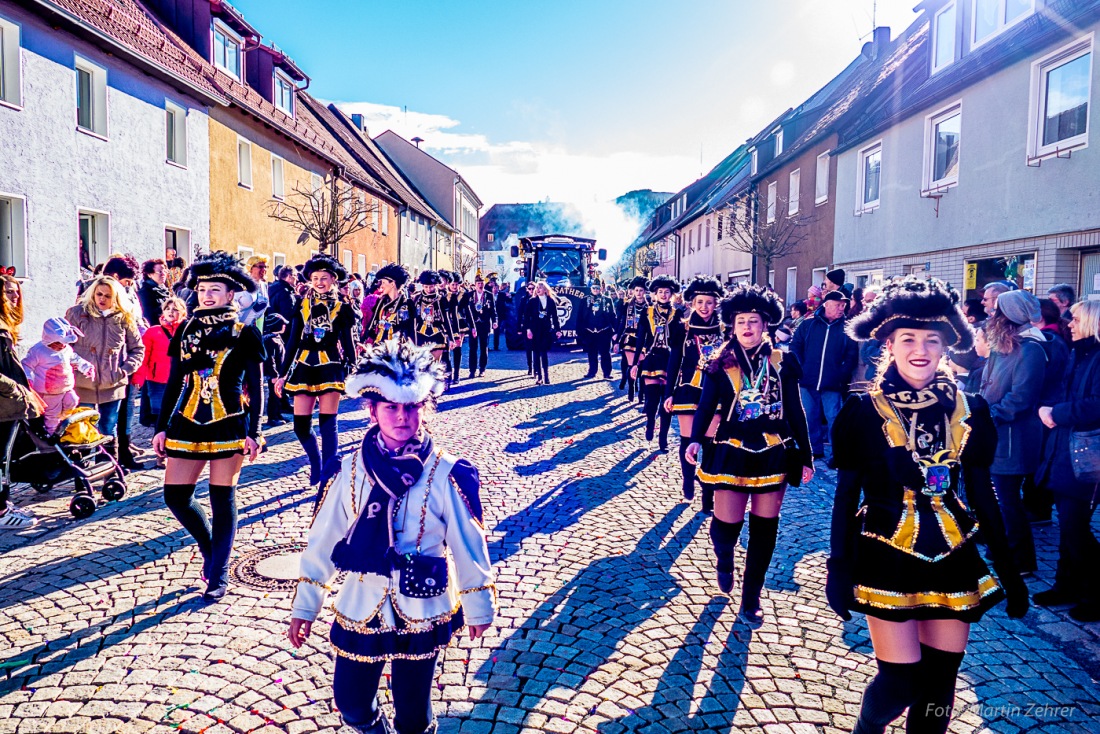 Foto: Martin Zehrer - Fasching in Waldeck 2017... viele Narren, lustiges Volk und Hammer-Wetter :-) 