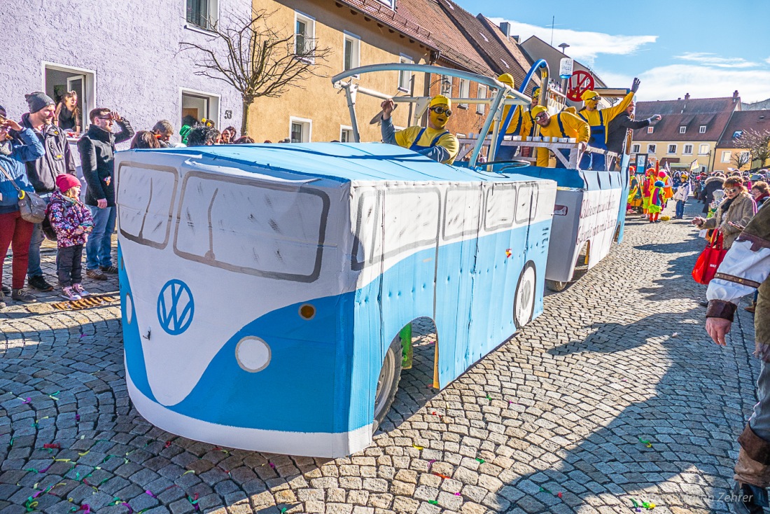 Foto: Martin Zehrer - Fasching in Waldeck 2017... viele Narren, lustiges Volk und Hammer-Wetter :-) 