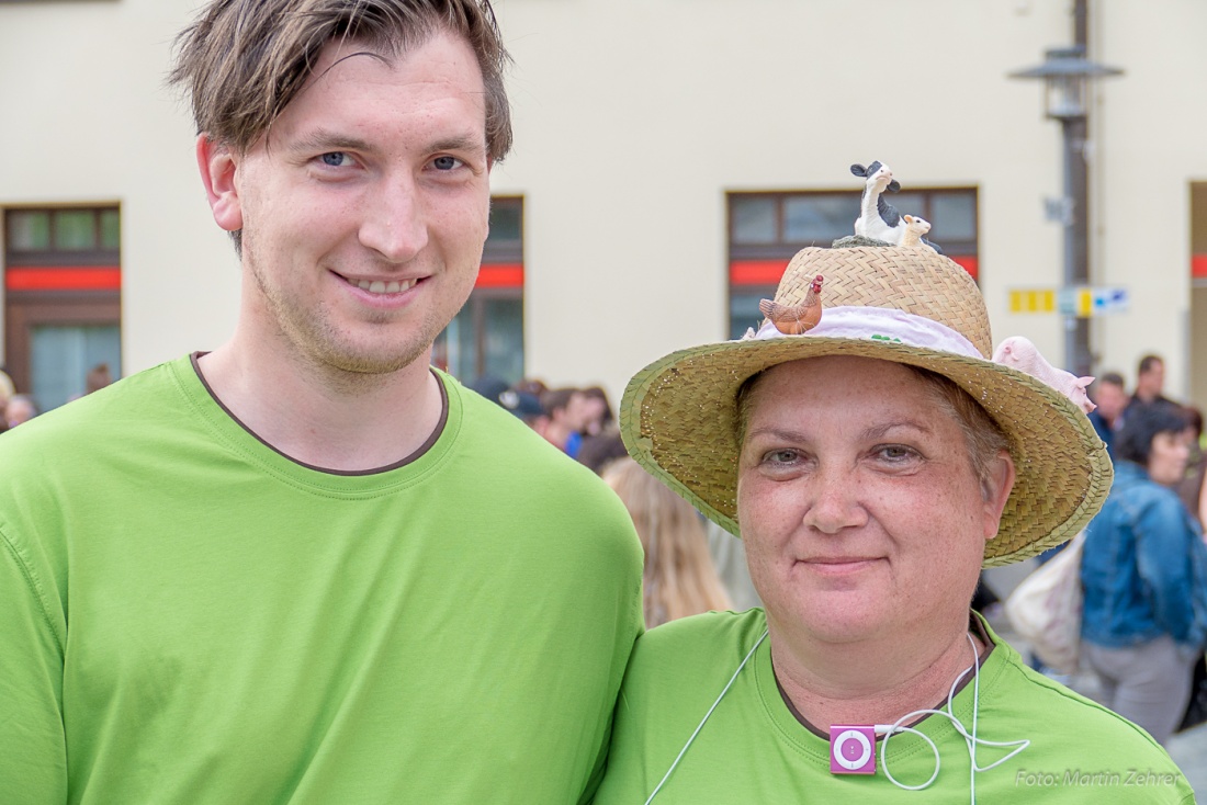 Foto: Martin Zehrer - Perfekter Hut!<br />
<br />
Nofi-Lauf 2017: Start am Stadtplatz und Ziel beim Siemens... 5,9 Kilometer durch Kemnath und rund herum. Mehr als 8000 Teilnehmer fanden sich in Kemnath 