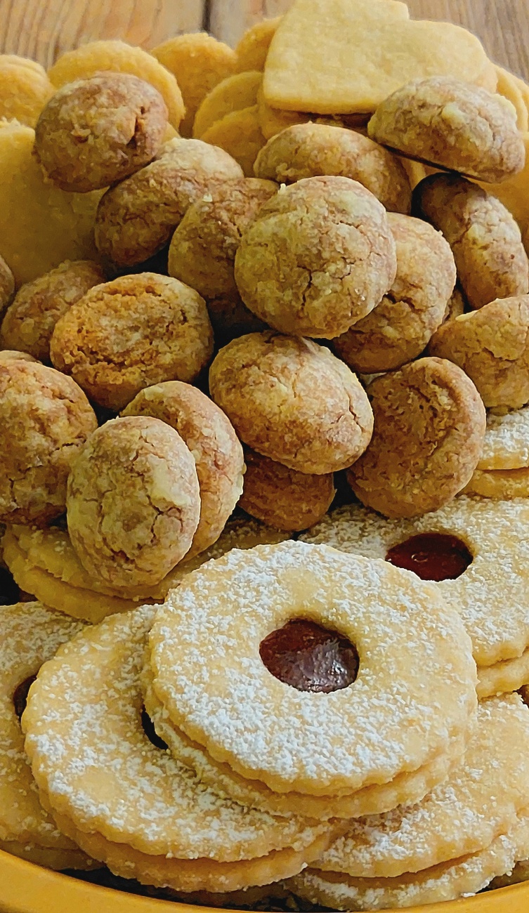 Foto: Martin Zehrer - YES!!! Die ersten Weihnachts-Plätzchen sind da... :-) 