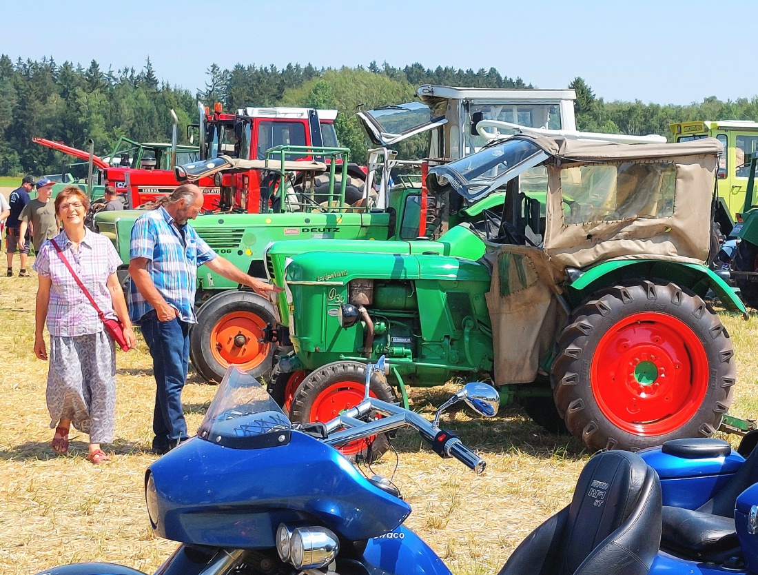 Foto: Martin Zehrer - Einfach mal den Deutz in Oberwappenöst angucken... servus Ka und Hermann! &#128578; 