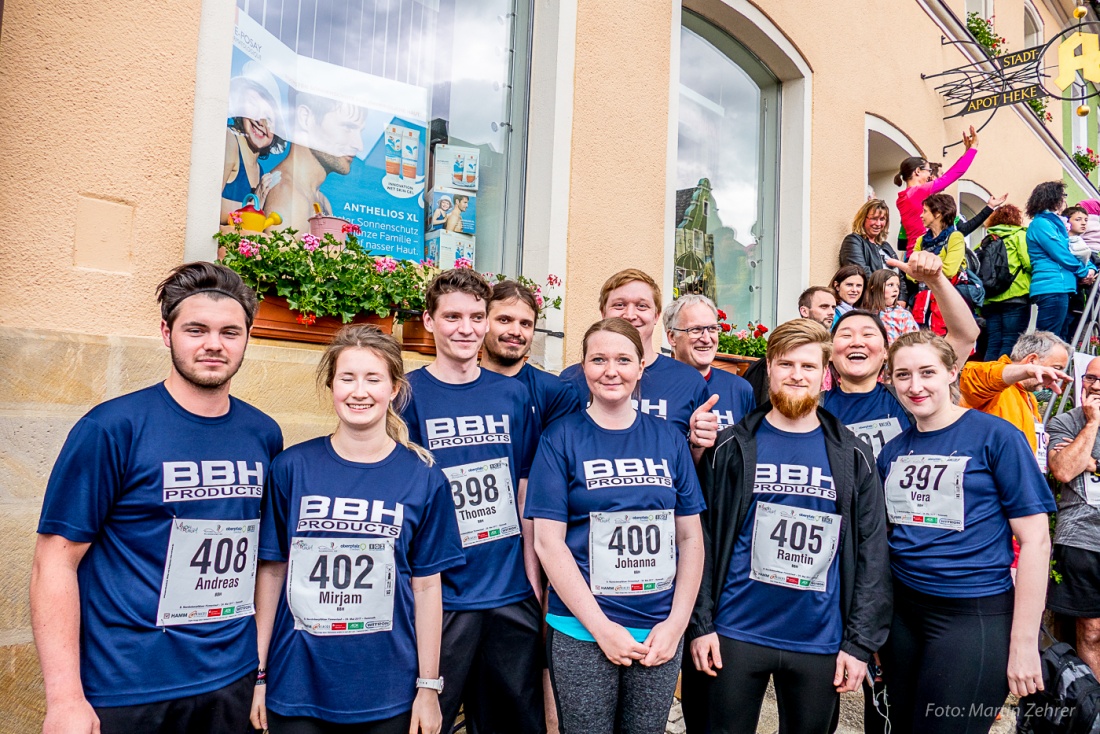 Foto: Martin Zehrer - Nofi-Lauf 2017: Start am Stadtplatz und Ziel beim Siemens... 5,9 Kilometer durch Kemnath und rund herum. Mehr als 8000 Teilnehmer fanden sich in Kemnath zusammen um die S 