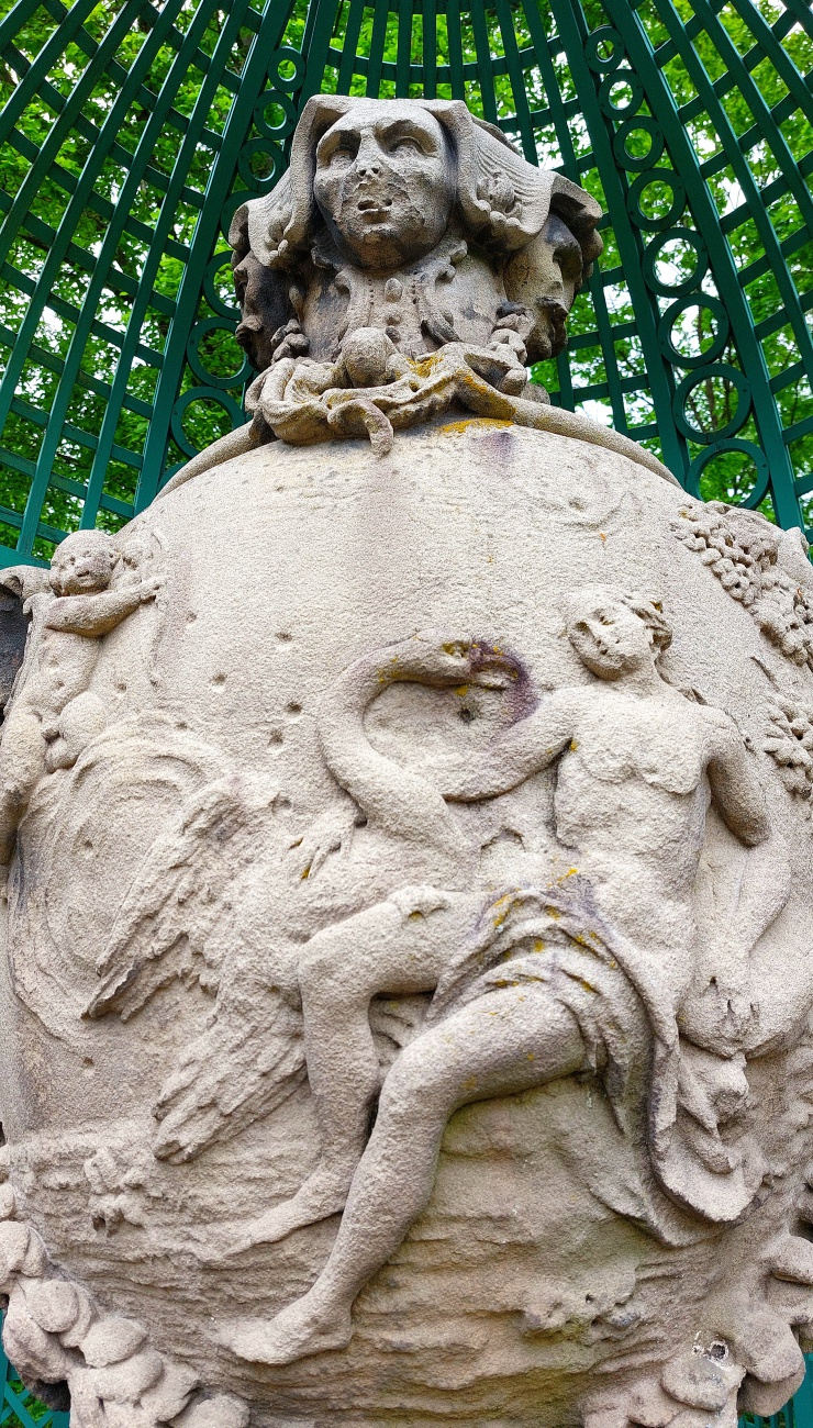 Foto: Martin Zehrer - Viele Skulpturen sind in der Eremitage Bayreuth anzutreffen... 