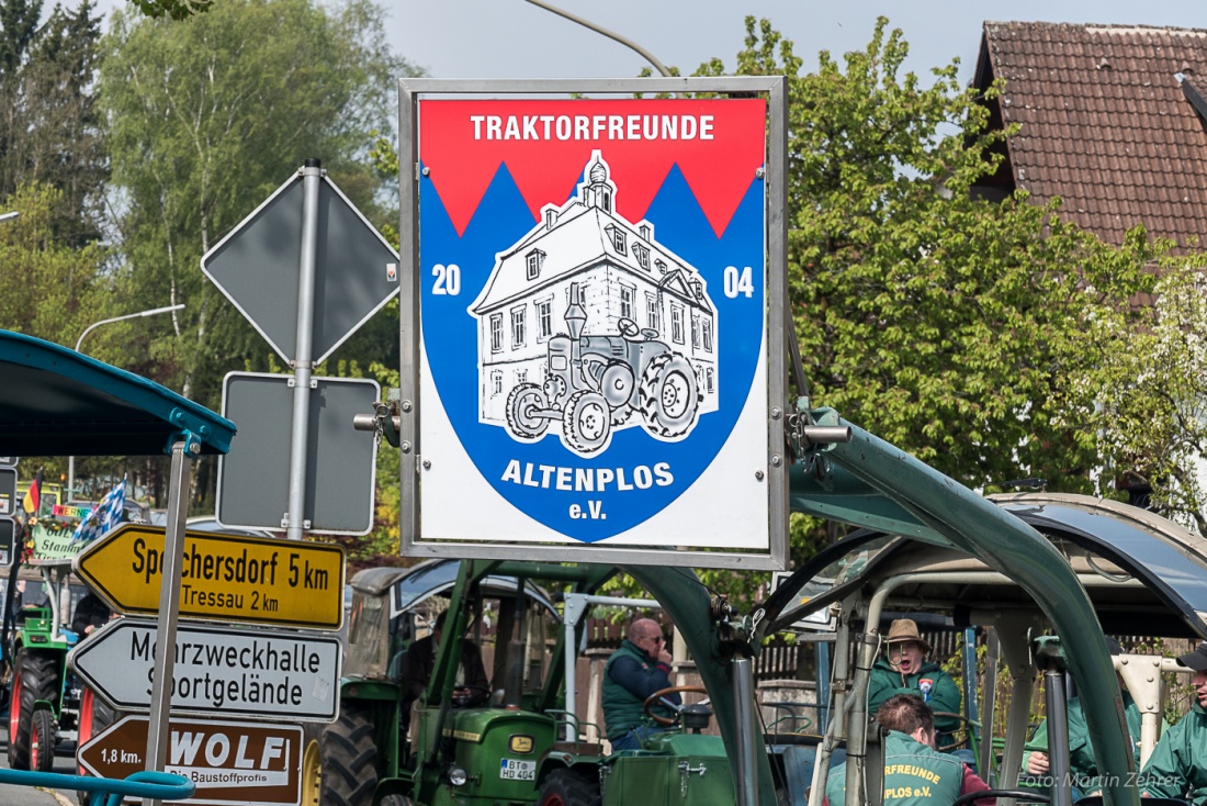 Foto: Martin Zehrer - Die Traktor-Freunde aus Altenplos waren auch zum  Bulldogtreffen nach Kirchenpingarten angereist.<br />
<br />
Altenplos liegt zwischen Bayreuth und Kulmbach... 