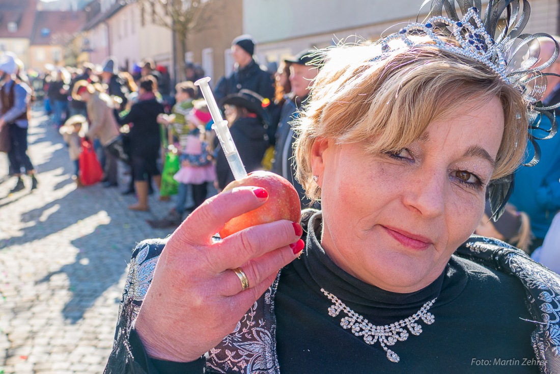 Foto: Martin Zehrer - Wer ist die Schönste im ganzen Land??? Wer hat den Apfel vergiftet???<br />
<br />
Fasching in Waldeck 2017... viele Narren, lustiges Volk und Hammer-Wetter :-)<br />
 