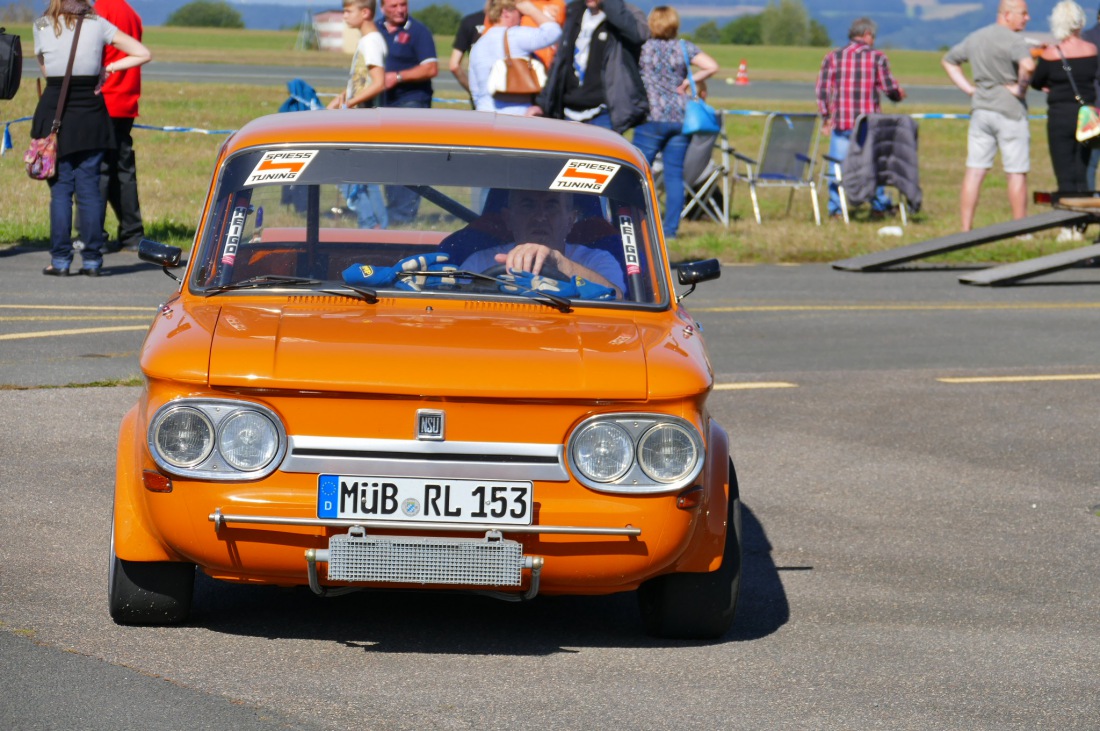 Foto: Martin Zehrer - NSU-Prinz...<br />
<br />
Flugplatz-Slalom des MSC-Sophiental. Bestes Wetter, top Teilnehmer, fairer Motorsport Nähe Bindlach! 