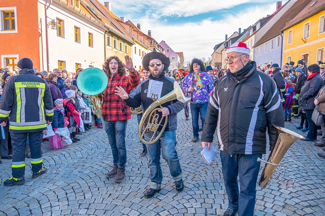 Foto: Martin Zehrer - Fasching in Waldeck 2017... viele Narren, lustiges Volk und Hammer-Wetter :-) 