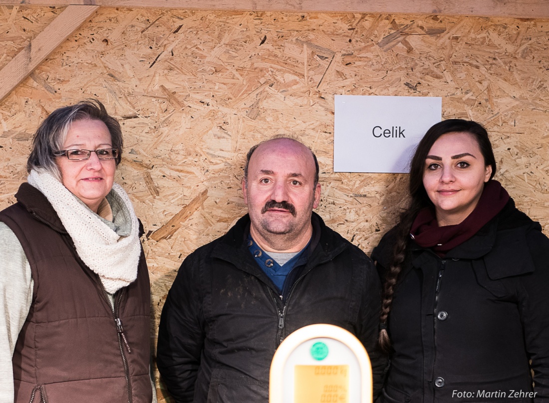 Foto: Martin Zehrer - Celik Obst und Gemüse beim Candle-Light-Shopping 2017 in Kemnath 