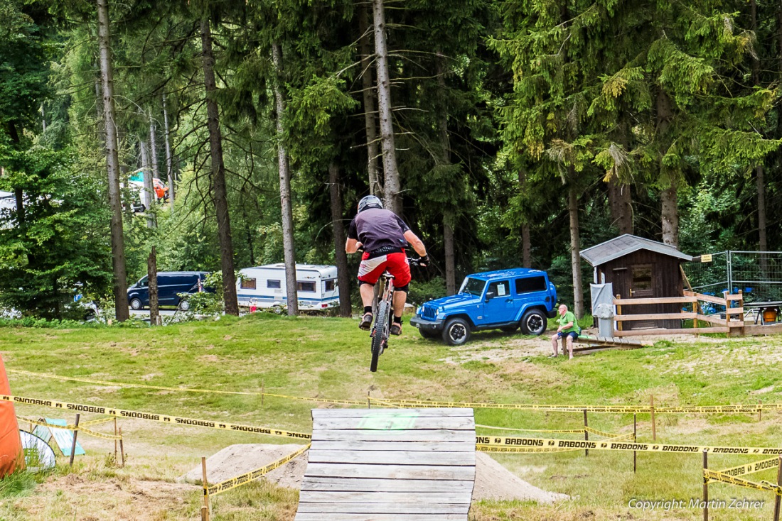 Foto: Martin Zehrer - Lauf zur Enduro1-Serie am Ochsenkopf<br />
<br />
Fun, Speed und Action ;-) 