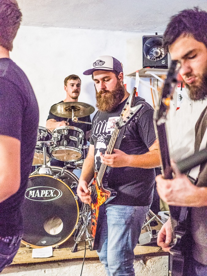 Foto: Martin Zehrer - Top Band - THE ROCK SLIDERS auf Toms Geburtstag ;-) Mächtig Stimmung und Power droben in Godas!<br />
<br />
...irgendwas zwischen Punk, Rock, Blues und Metal<br />
<br />
Mehr auf: www.ther 