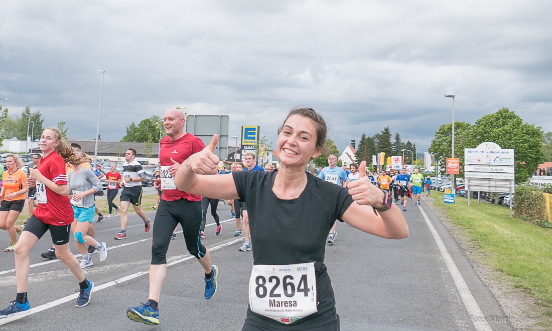 Foto: Martin Zehrer - Nofi-Lauf 2017: Start am Stadtplatz und Ziel beim Siemens... 5,9 Kilometer durch Kemnath und rund herum. Mehr als 8000 Teilnehmer fanden sich in Kemnath zusammen um die S 