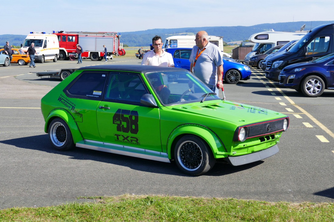 Foto: Martin Zehrer - Giftige Power!<br />
<br />
Flugplatz-Slalom des MSC-Sophiental. Bestes Wetter, top Teilnehmer, fairer Motorsport Nähe Bindlach! 