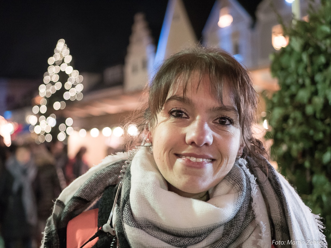 Foto: Martin Zehrer - Planen, Anschieben, Verbinden... ;-)<br />
<br />
Candle-Light-Shopping 2017 in Kemnath 