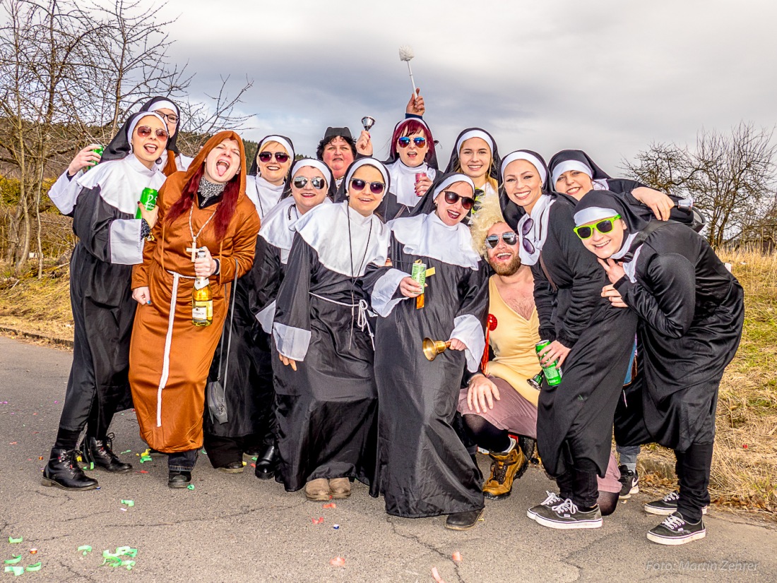 Foto: Martin Zehrer - Fasching in Waldeck 2017... viele Narren, lustiges Volk und Hammer-Wetter :-) 