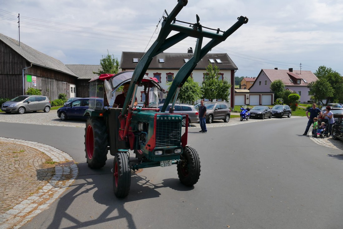 Foto: Martin Zehrer - Ein eckiger Hanomag, gesehen auf dem Oberwappenöster Bulldogtreffen, veranstaltet von der Freiwilligen Feuerwehr von Oberwappenöst. 