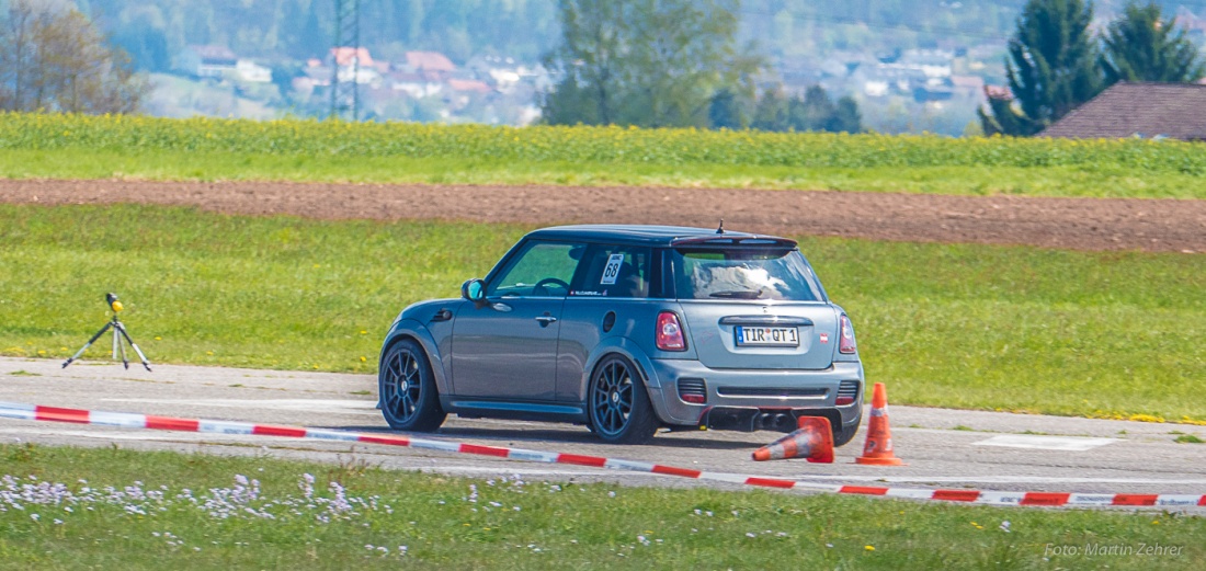 Foto: Martin Zehrer - Mit dem Mini auf die Piste. Dieses Bild entstand kurz nach dem Start... 