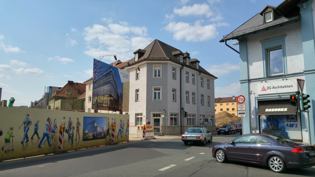 Foto: Martin Zehrer - Das Haus in der Sedan-Strasse in Weiden. Einst das Zuhause des verstorbenen  Künstlers Karl Aichinger. Im obersten Stock hatte der über Weiden hinaus bekannte Maler und B 