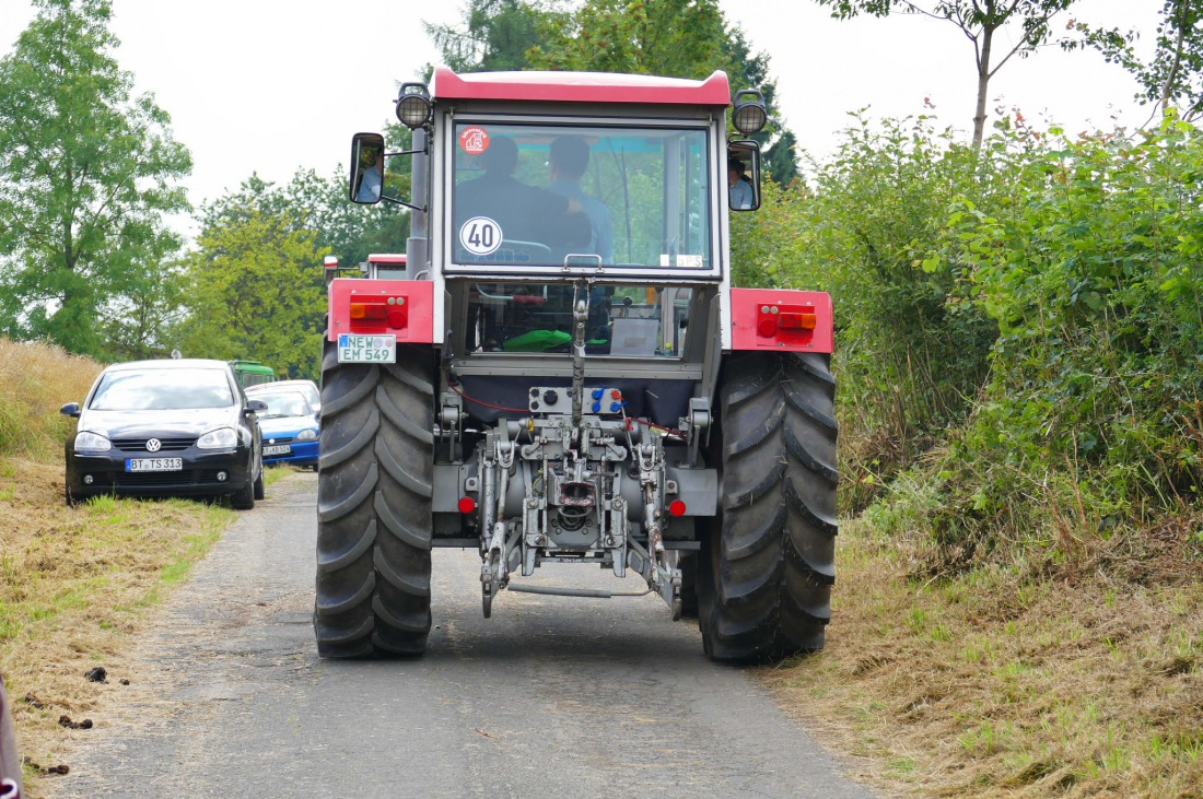 Foto: Martin Zehrer - Traktortreffen 2016 in Oberwappenöst<br />
Trotz Regen am Vormittag kamen an diesem Sonntag ca. 120 Oldtimer-Bulldogs und unzählige Besucher. Zum Mittag hin klarte das Wetter  