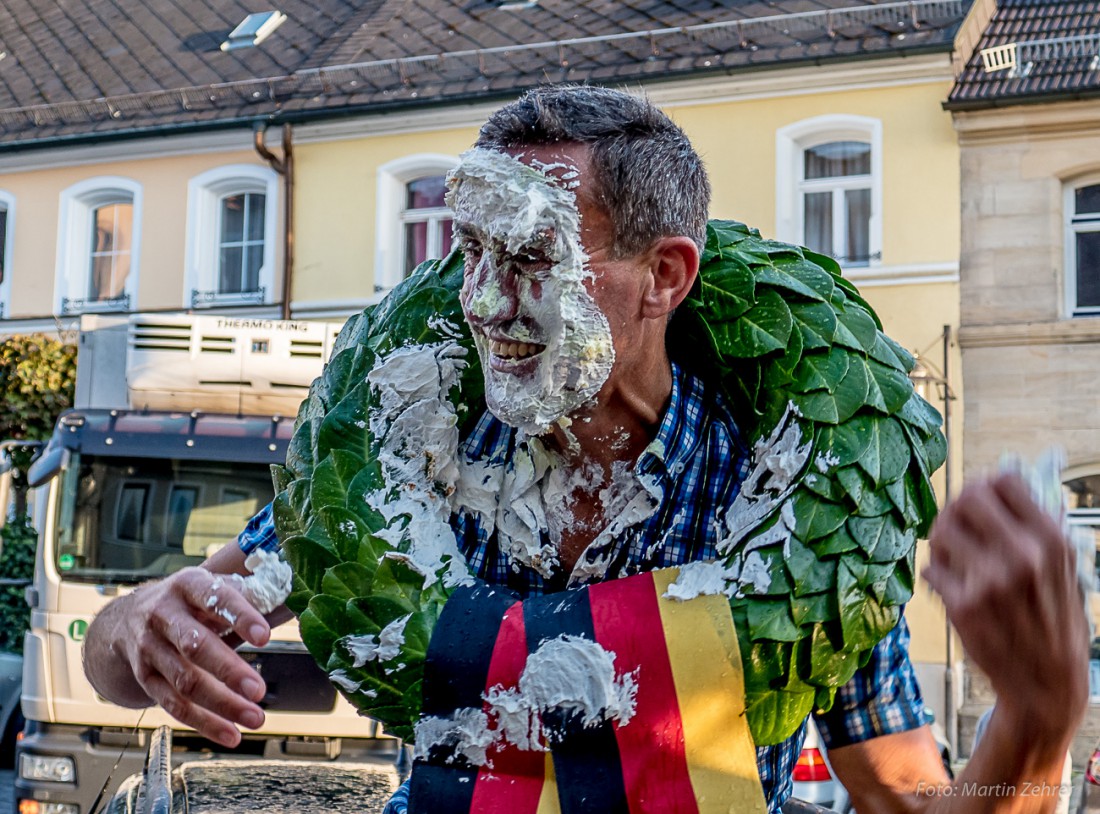 Foto: Martin Zehrer - Die Torte kam gut an ;-) 