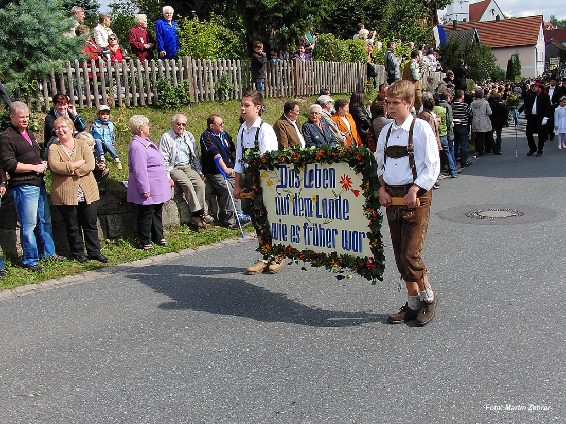 Foto: Martin Zehrer - Historischer Erntedankumzug in Kastl 19. September 2010...<br />
<br />
Nur alle zehn Jahre findet in Kastl bei Kemnath der historische Erntedankumzug statt.  