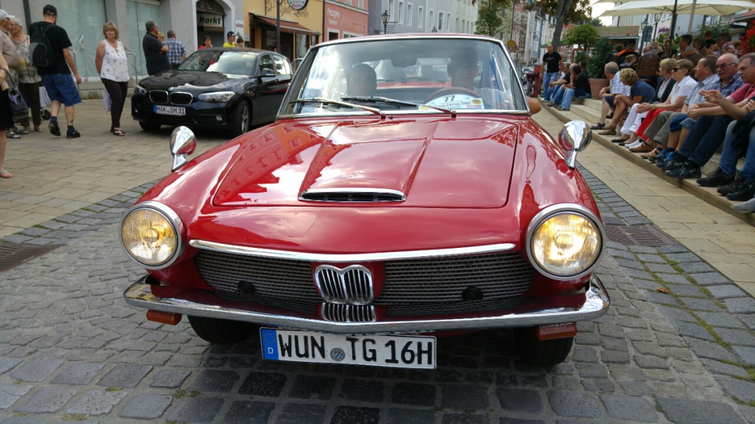 Foto: Martin Zehrer - Tolles Gesicht... Ein BMW1600 GT, gesehen bei der Pldtimer-Rundfahrt in Marktredwitz 