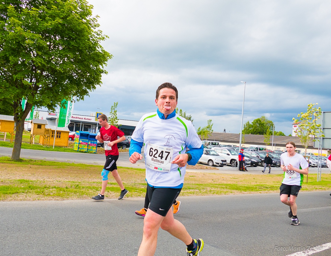 Foto: Martin Zehrer - Nofi-Lauf 2017: Start am Stadtplatz und Ziel beim Siemens... 5,9 Kilometer durch Kemnath und rund herum. Mehr als 8000 Teilnehmer fanden sich in Kemnath zusammen um die S 