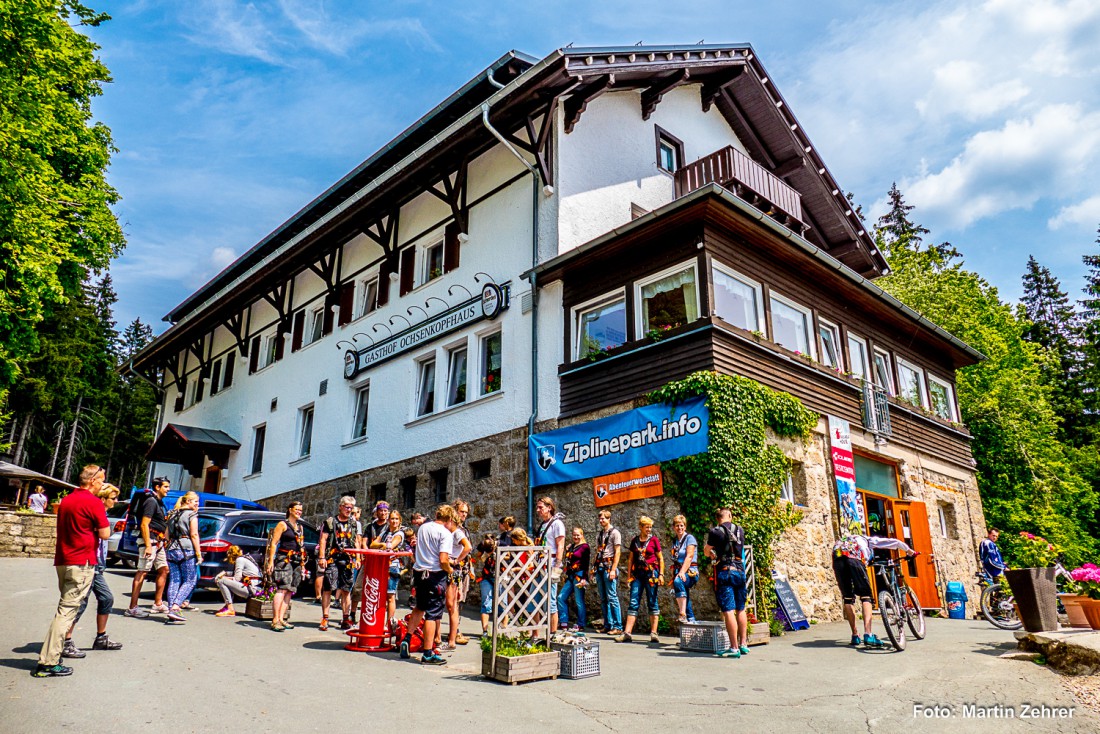 Foto: Martin Zehrer - Treffpunkt war das Gasthaus Ochsenkopfhaus in Fleckl am Ochsenkopf. 