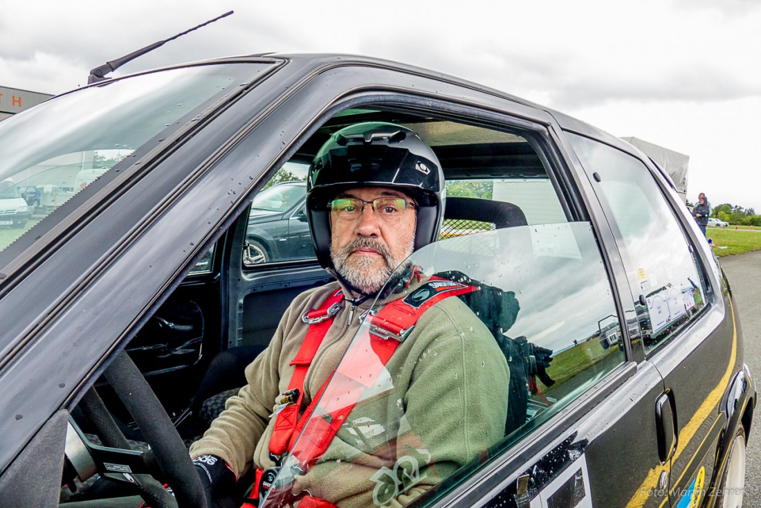 Foto: Martin Zehrer - Konzentration wenige Meter vor dem Start... Flugplatz-Slalom des MSC Sophienthals am 6. September 2015 