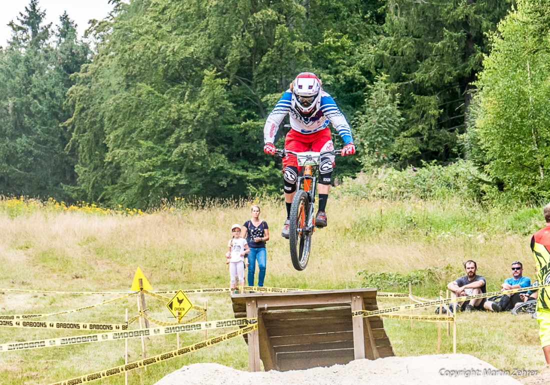 Foto: Martin Zehrer - Rad-Fliegen am Ochsenkopf ;-) Enduro1-Lauf am 20. August 2016... Training... 