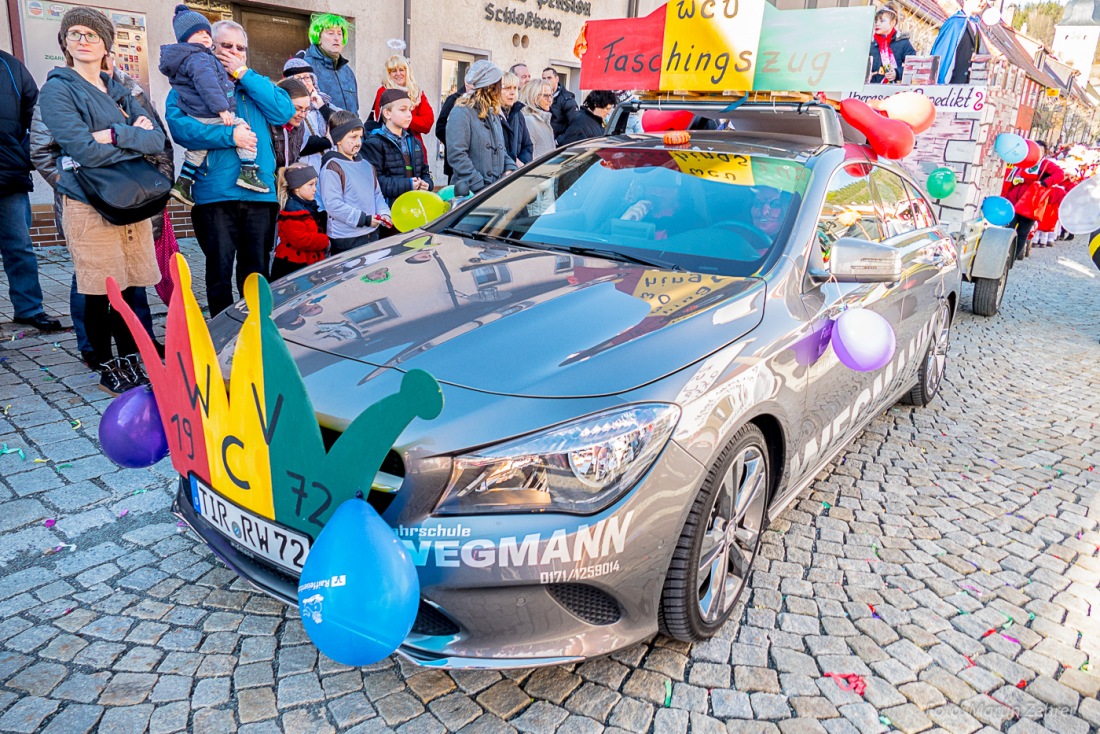 Foto: Martin Zehrer - Fasching in Waldeck 2017... viele Narren, lustiges Volk und Hammer-Wetter :-)  