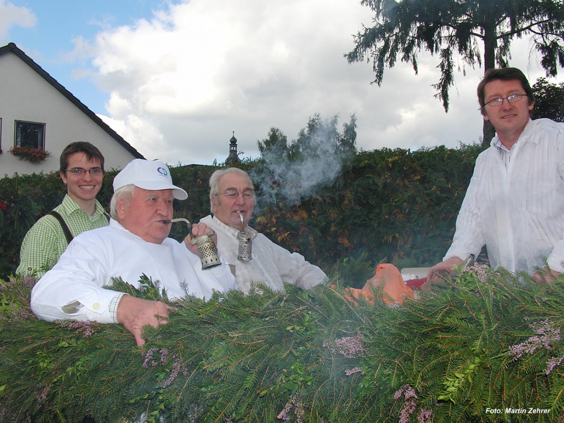 Foto: Martin Zehrer - Die Imker - Historischer Erntedankumzug in Kastl 19. September 2010...<br />
<br />
Nur alle zehn Jahre findet in Kastl bei Kemnath der historische Erntedankumzug statt.  