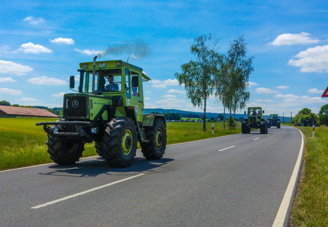 Foto: Martin Zehrer - MB Trac bei der Rundfahrt in Schlammersdorf.  